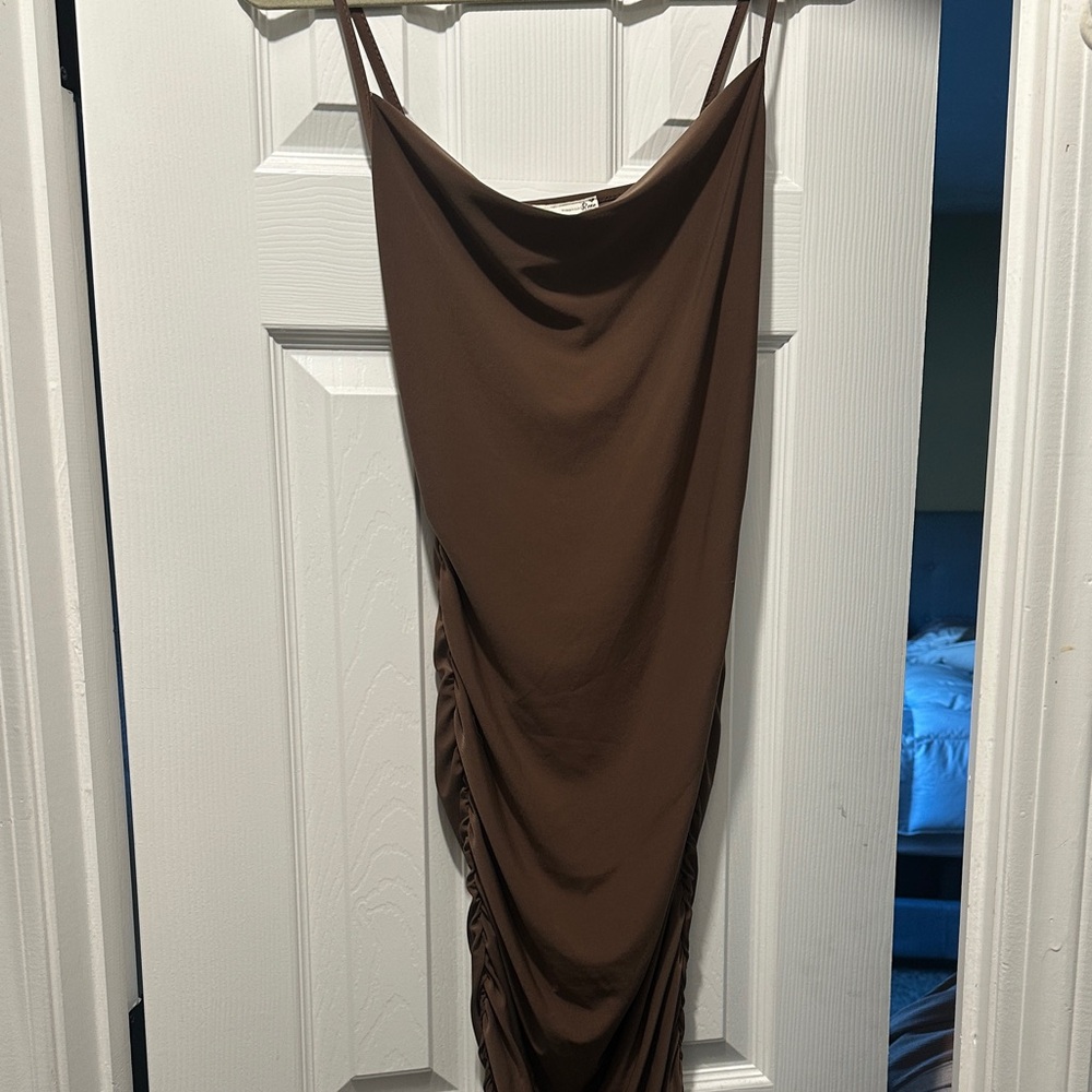 Brown Ruched Maxi Dress - Picture 2 of 9